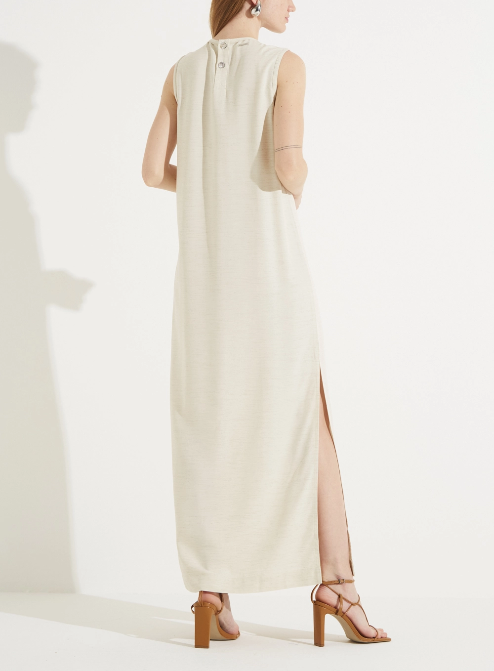 Vestido Longo Com Fenda Em Linho Bege 3