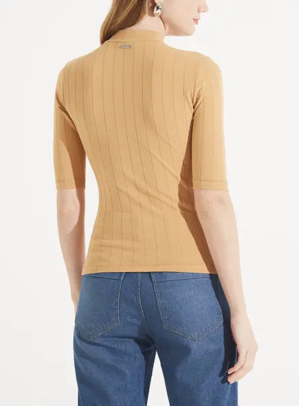 Blusa Feminina Canelada Gola Alta