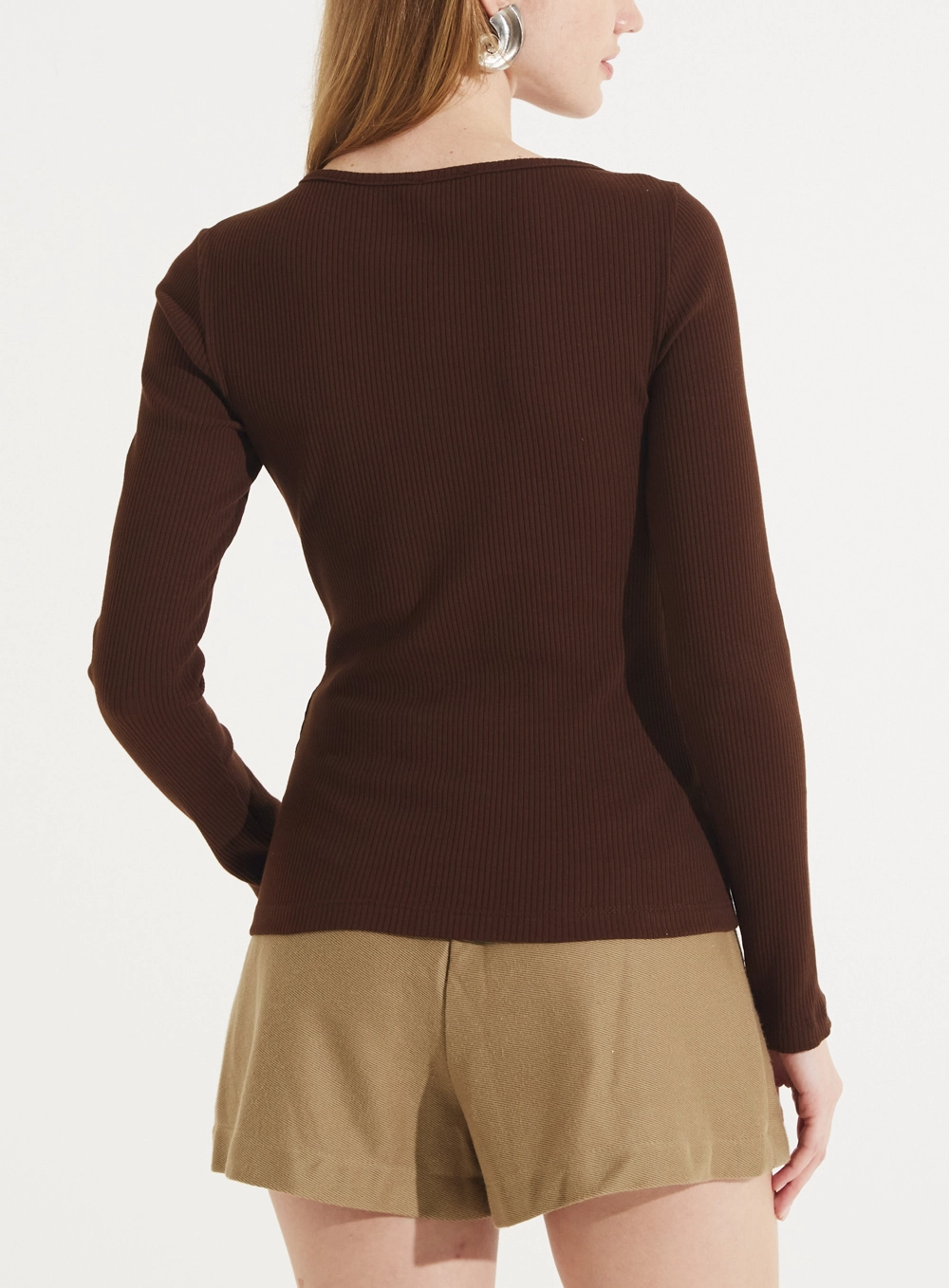 Blusa Feminina Canelada Decote Geométrico Marrom 4