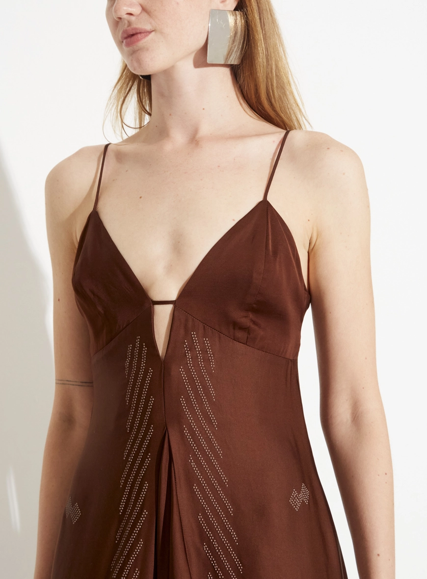 Vestido Acetinado Assimétrico Com Bordado Marrom 4