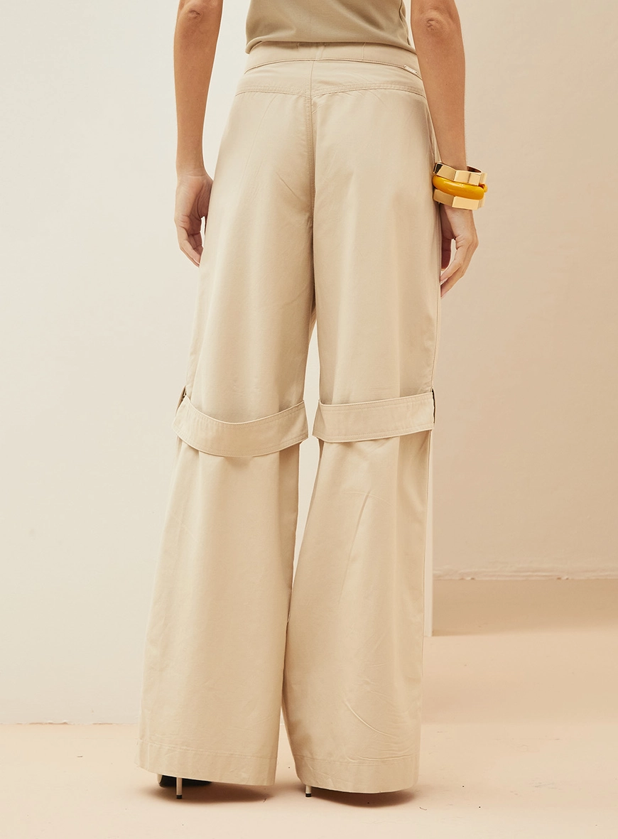 Calça Feminina Ampla Com Tiras Bege 5