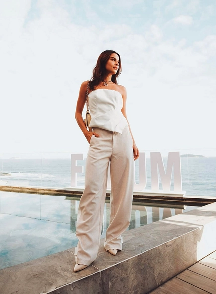 Calça Feminina Ballon Com Listras Laterais