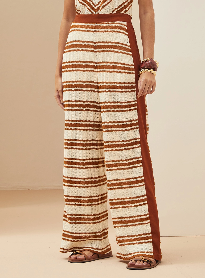 Calça Listrada Detalhe Linho Estampados 2