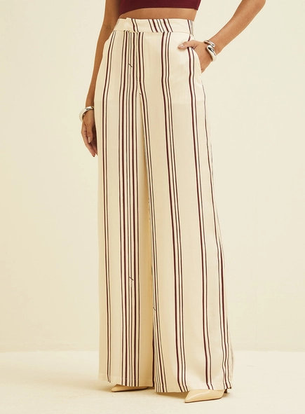 Calça Alfaiataria Ampla Com Listras