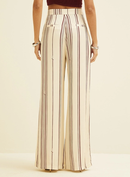 Calça Alfaiataria Ampla Com Listras