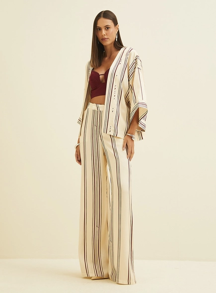 Calça Alfaiataria Ampla Com Listras