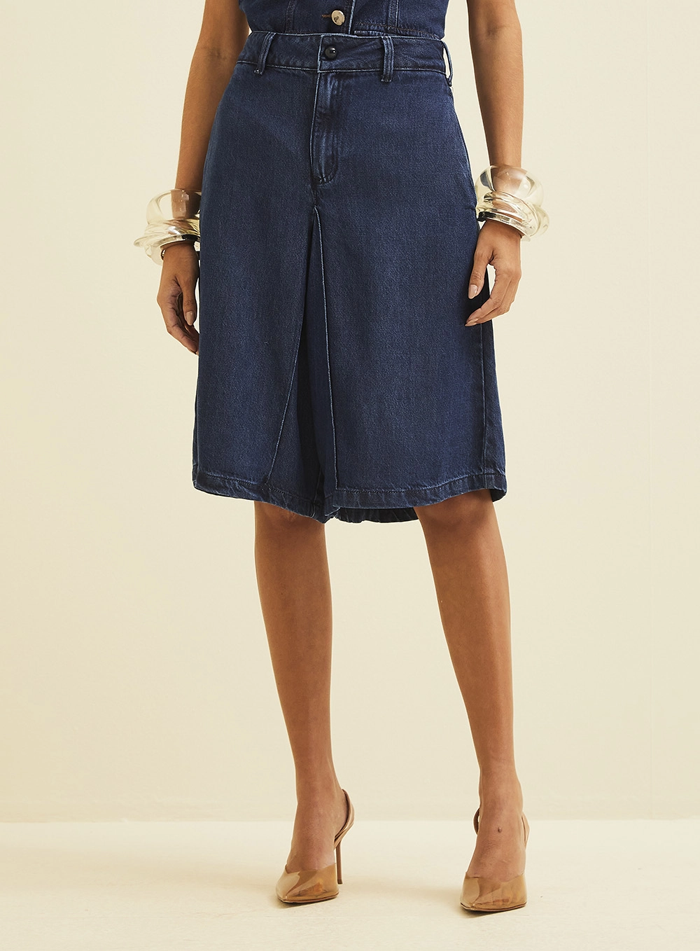 Bermuda Jeans Feminina Em Alfaiataria Índigo 1