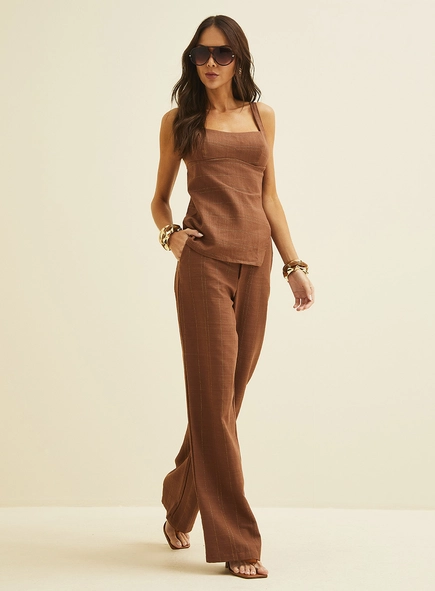 Blusa Alongada Reta Com Detalhe Metalizado