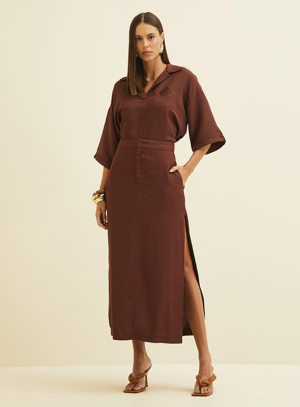 Blusa Solta Em Linho Marrom 1