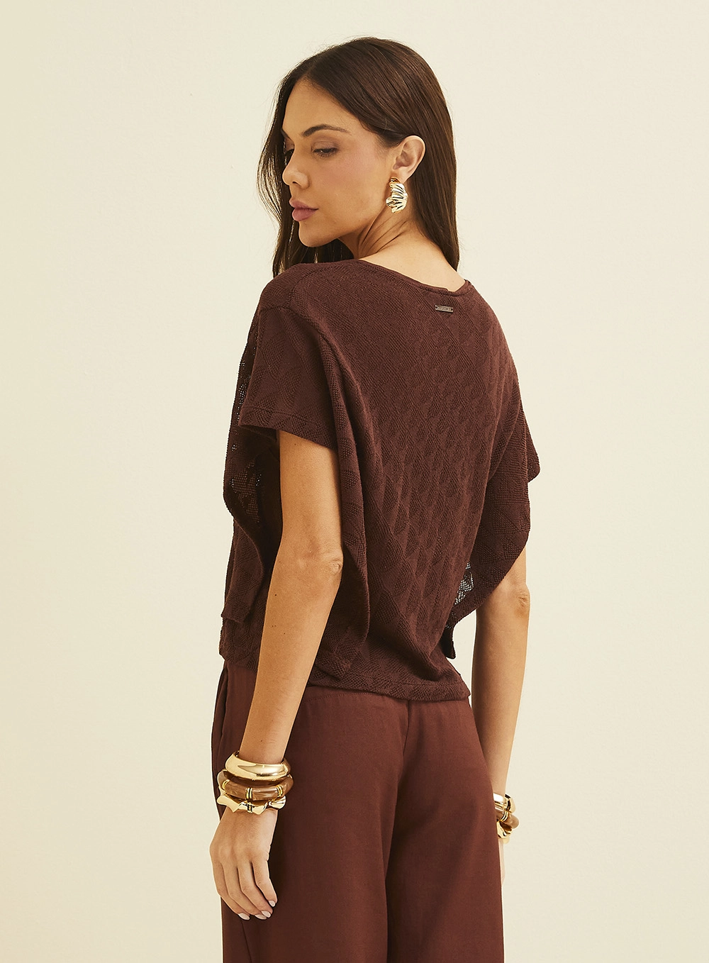 Blusa Em Tricô Solta Gola V Marrom 4