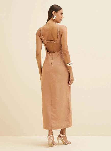 Vestido Midi Reto Com Abertura Costas