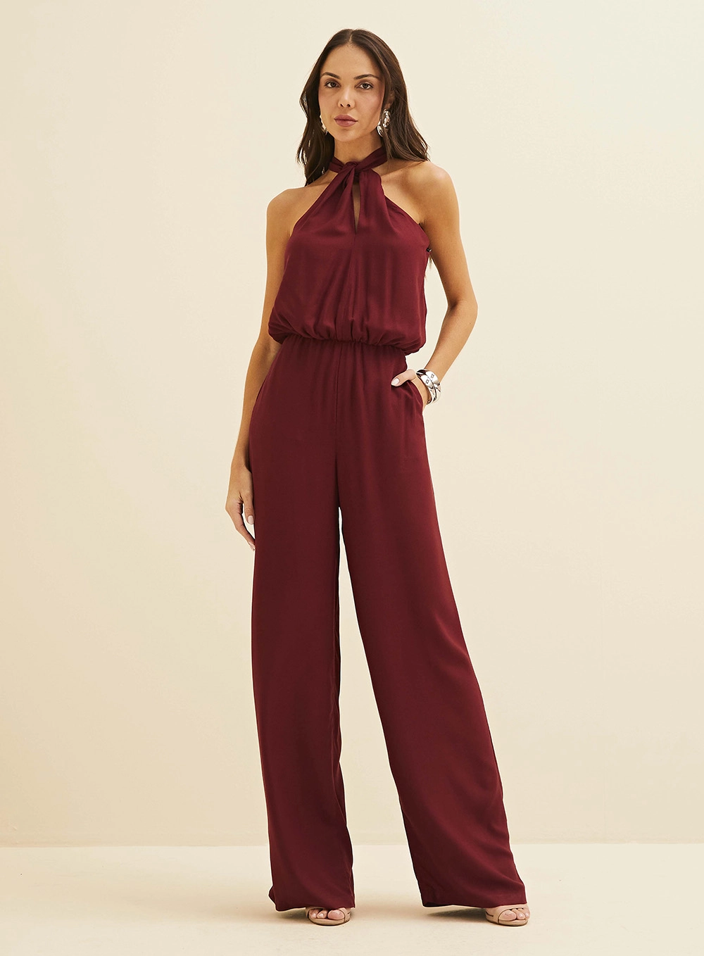 Macacão Amplo Com Transpasse E Amarração Bordô 2