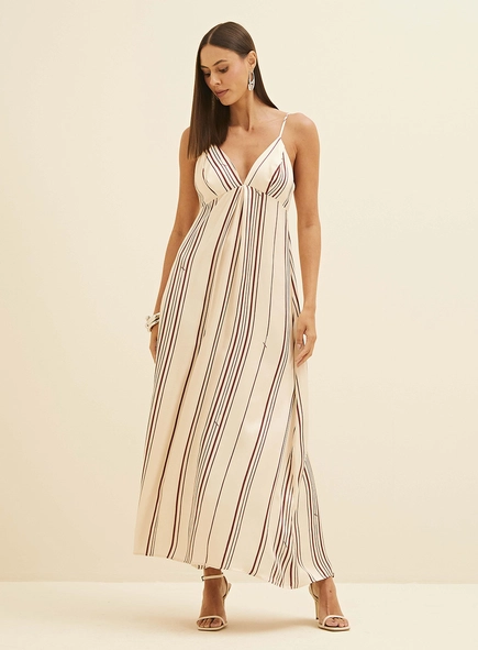 Vestido Longo Amplo Com Listras