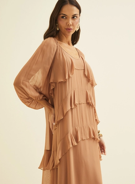 Vestido Amplo Em Camadas