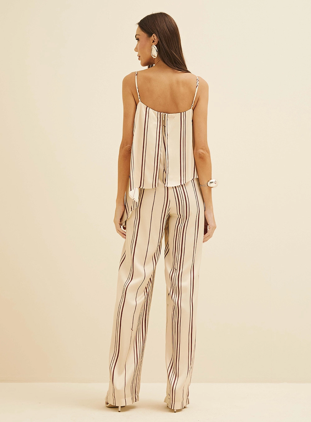 Macacão Amplo Com Sobreposição E Listras Estampados 3