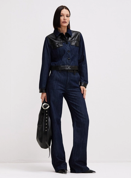 Jaqueta Jeans Feminina Trucker Sobreposição