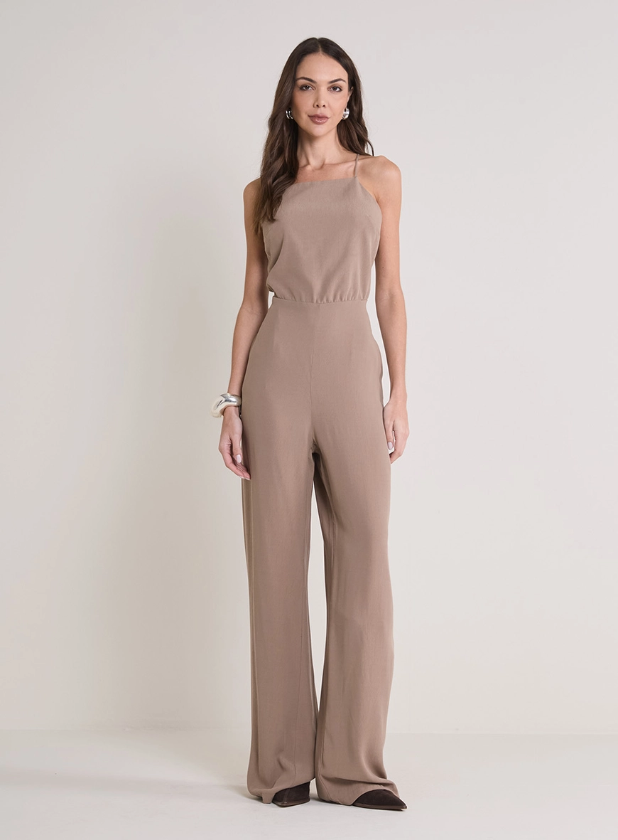 Macacão Reto Marrom 4