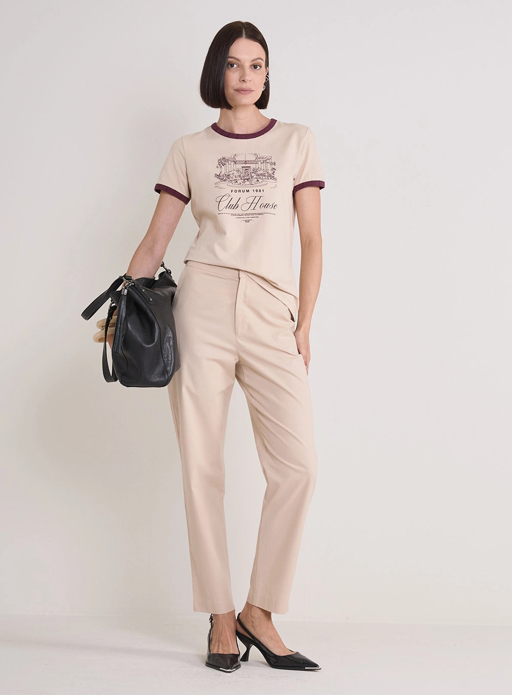 Camiseta Feminina Com Detalhes - Fran Bege 4