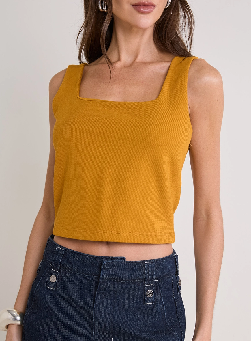 Top Justo Decote Quadrado Amarelo 1