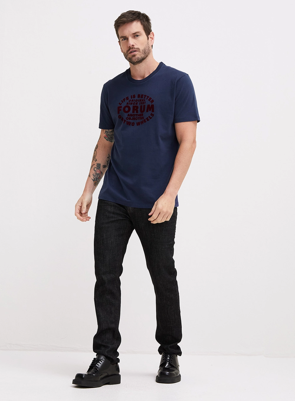 Camiseta Masculina New Slim Detalhe Flocado Azul 4