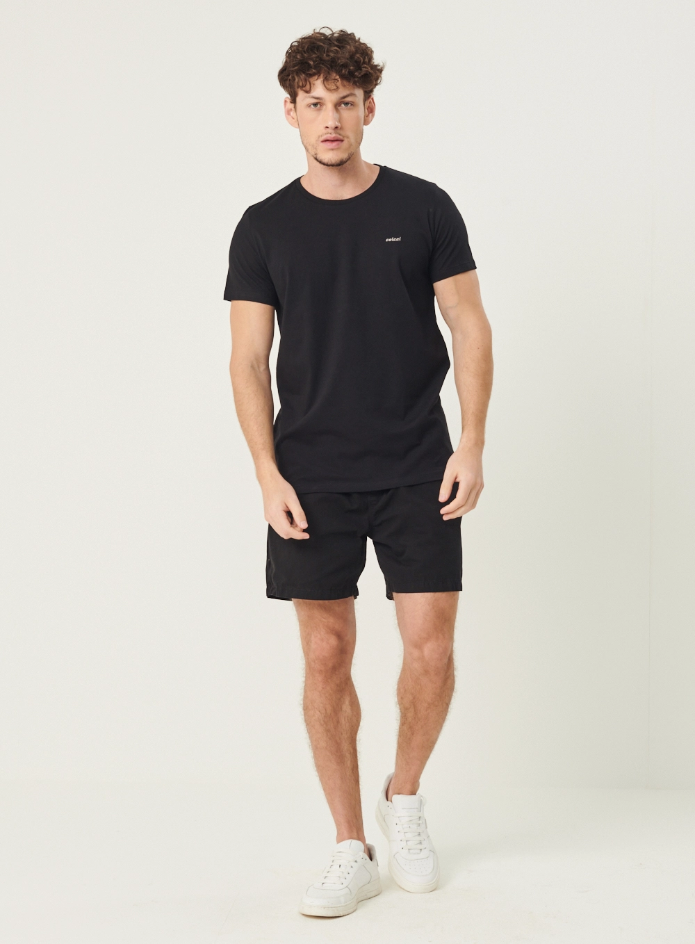 Camiseta Masculina Essential Algodão Preto