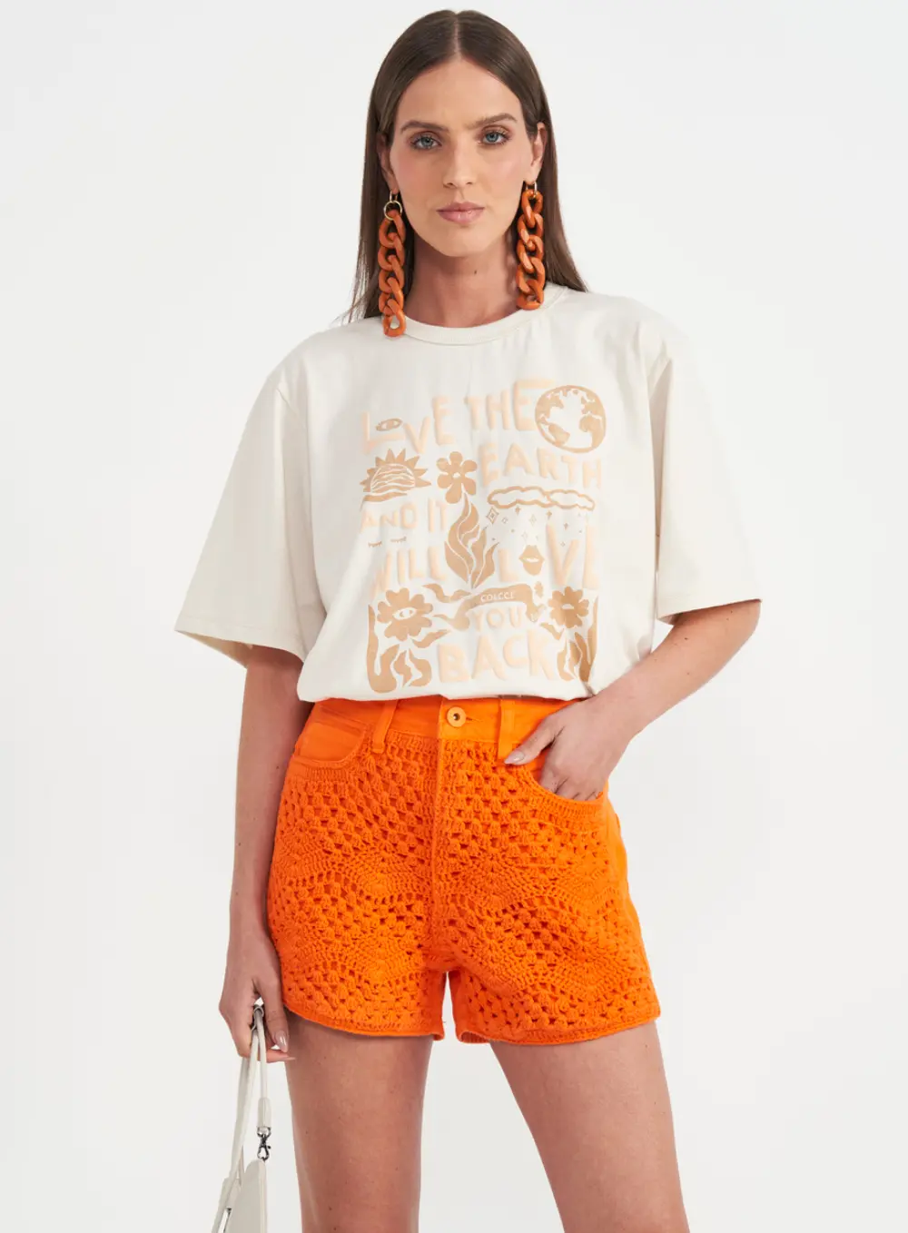 Camiseta Manga Curta Love The Earth Bege Italian