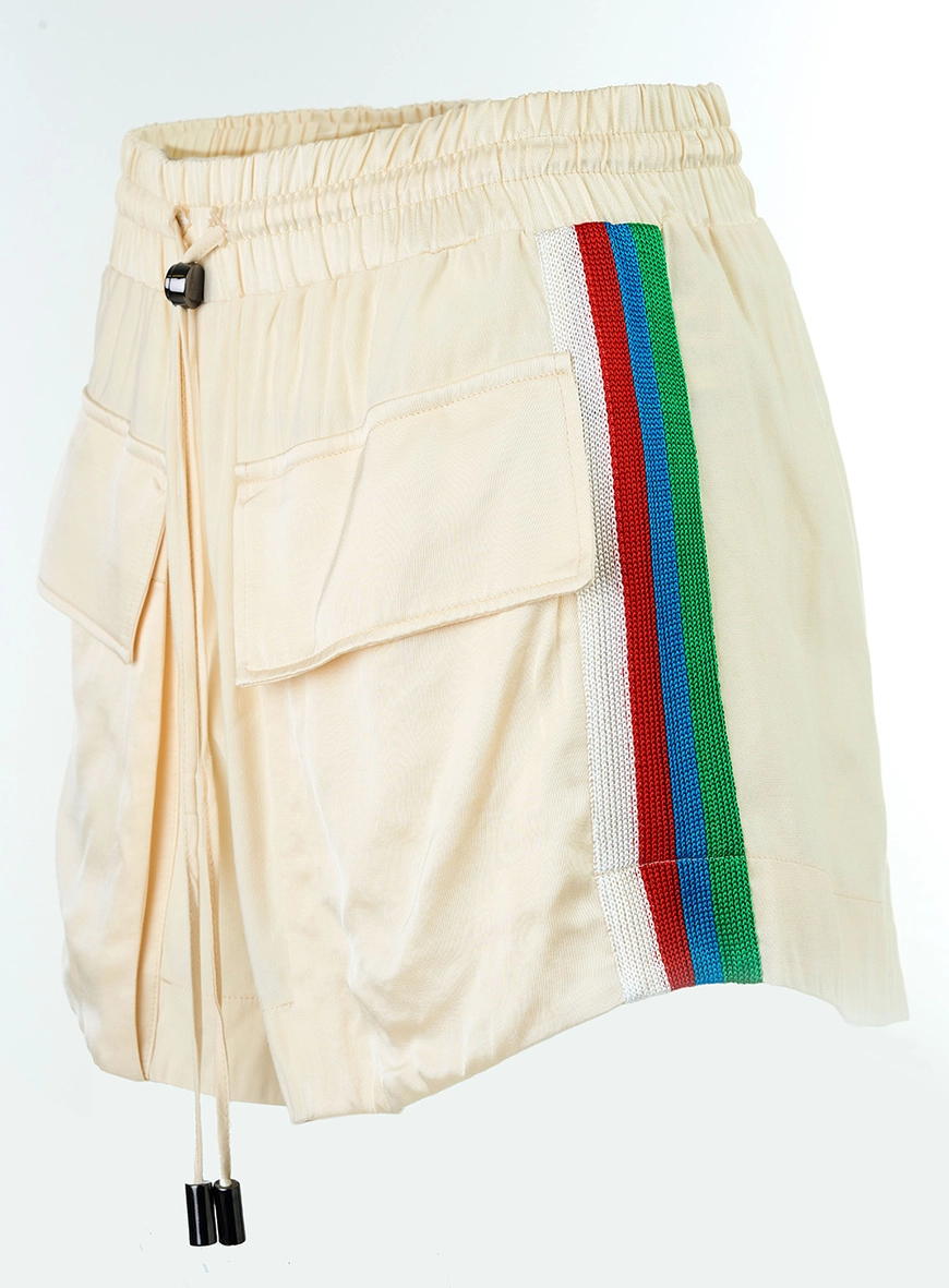 Short Comfy Com Bolsos Frontais Bege 3