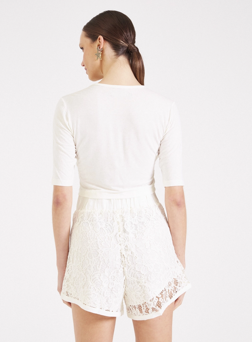 Camiseta Cropped Slim Off Shell 2