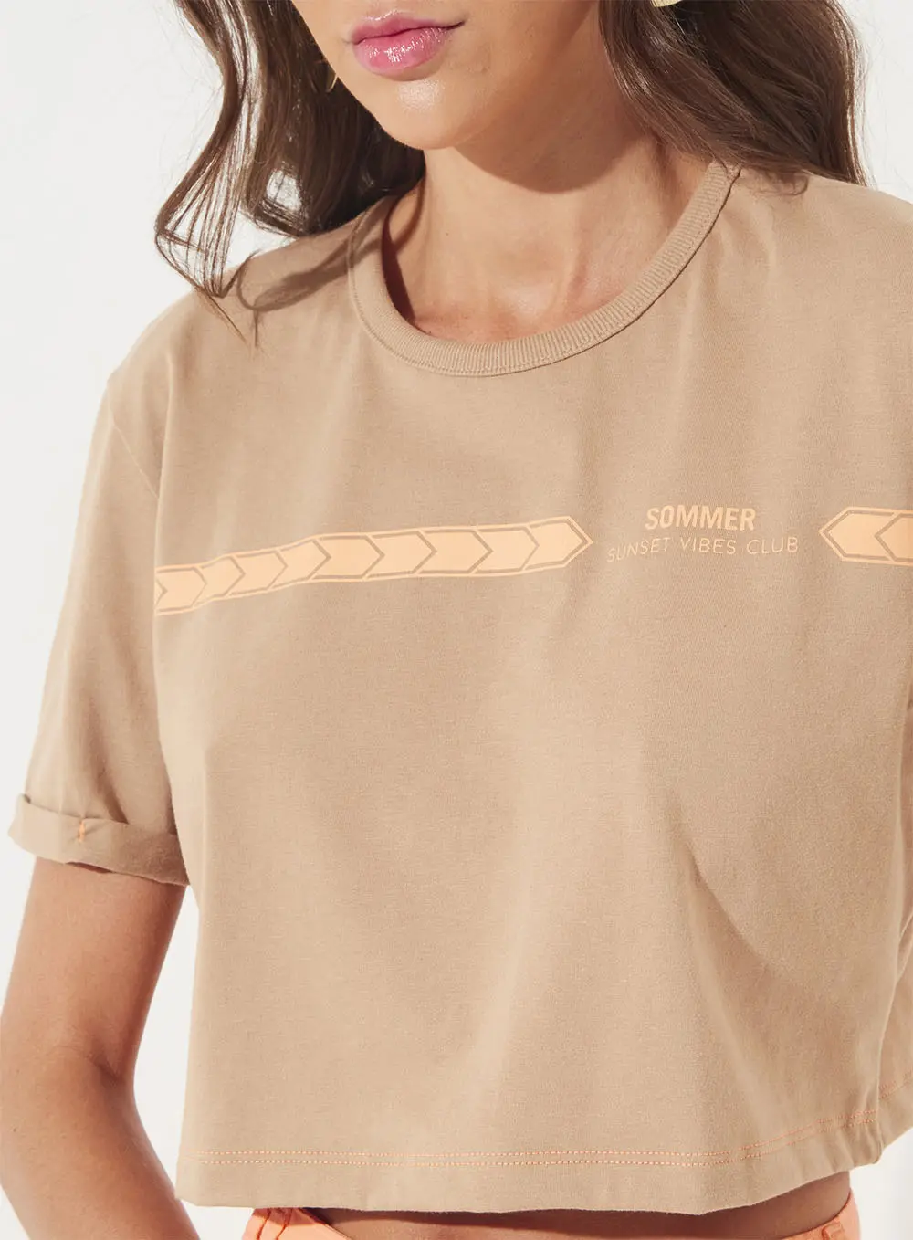 Camiseta Cropped Sunset Vibe Bege Rutito 3
