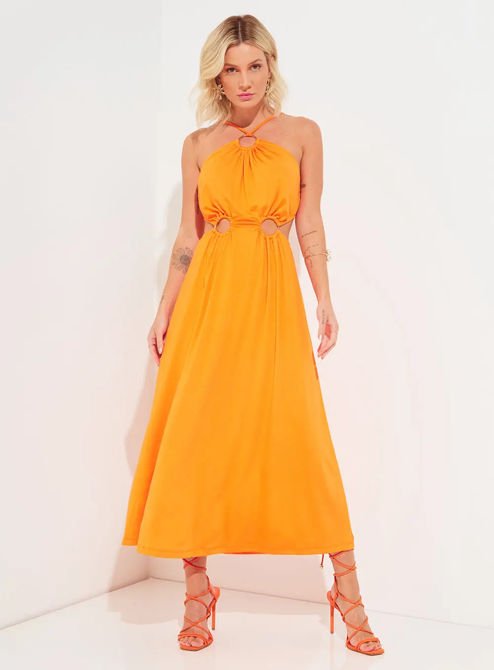 Vestido Fluído Com Detalhe Em Argolas Laranja 1