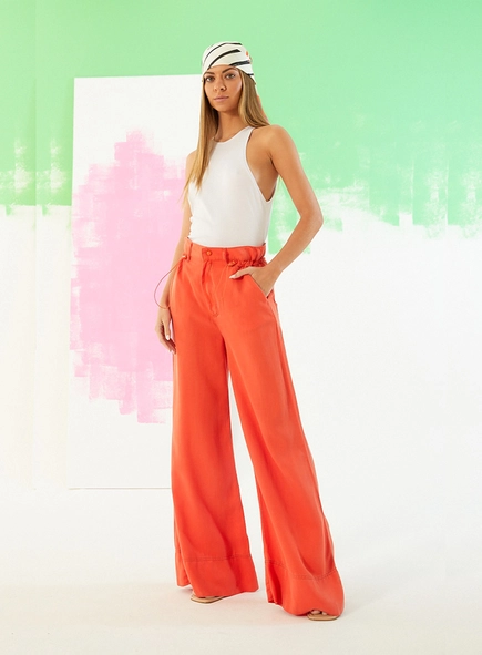 Calça Pantalona Com Elástico No Cós