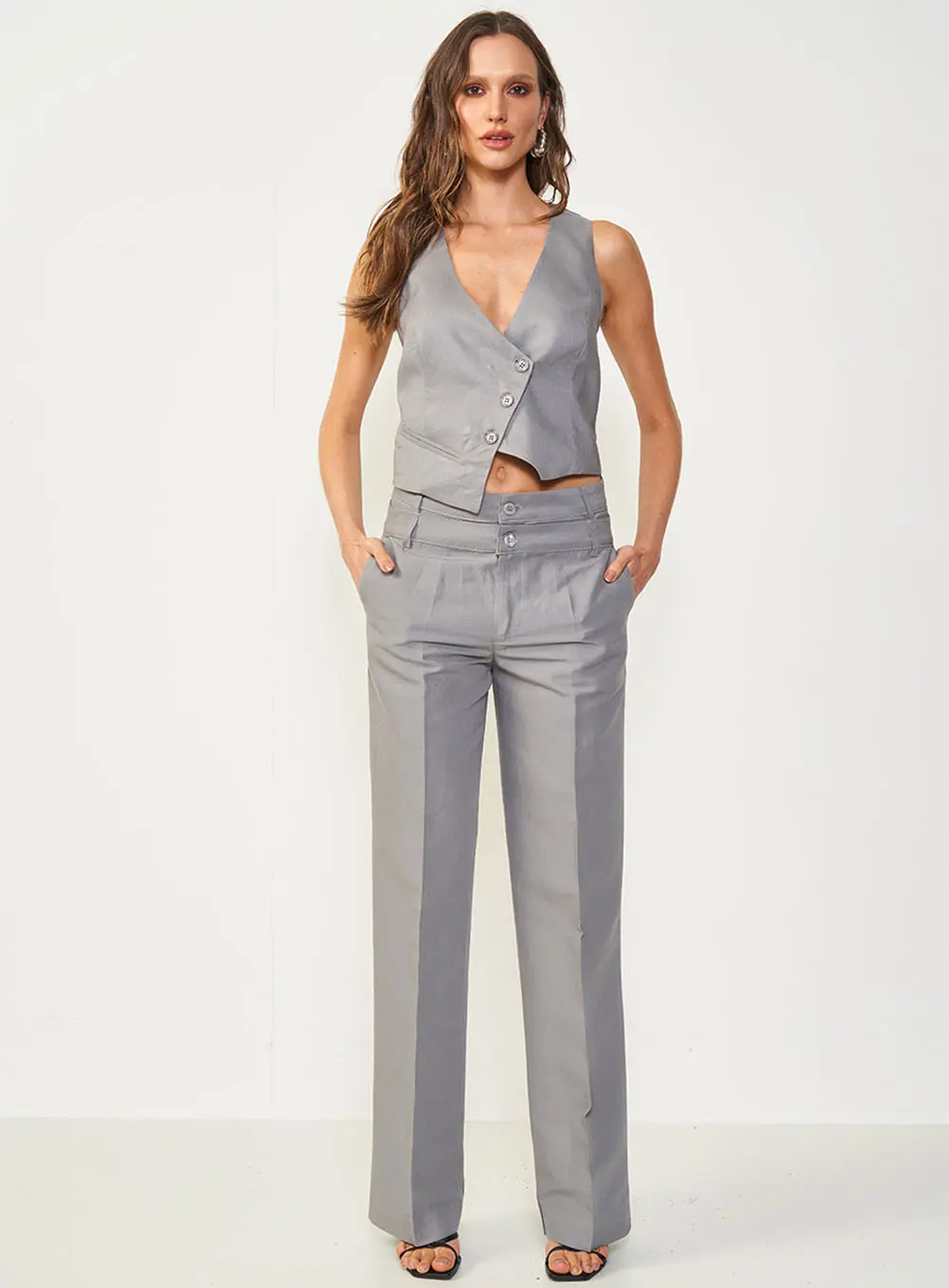 Calça Com Cós Duplo Alfaiataria Jade Cinza