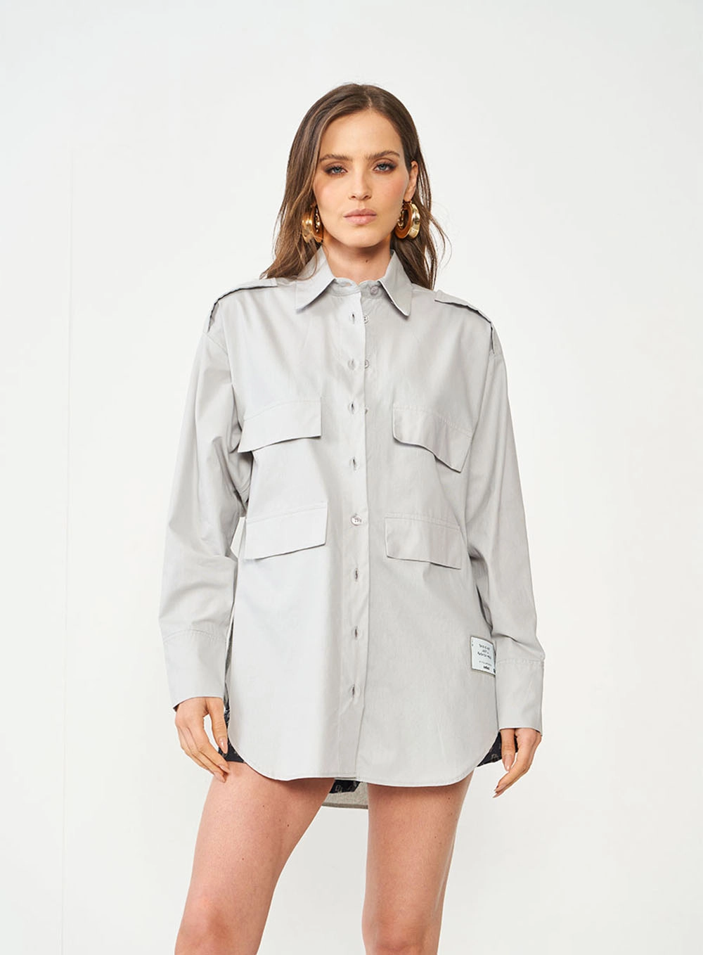 Camisa Alfaiataria Loose Com Lapelas Cinza