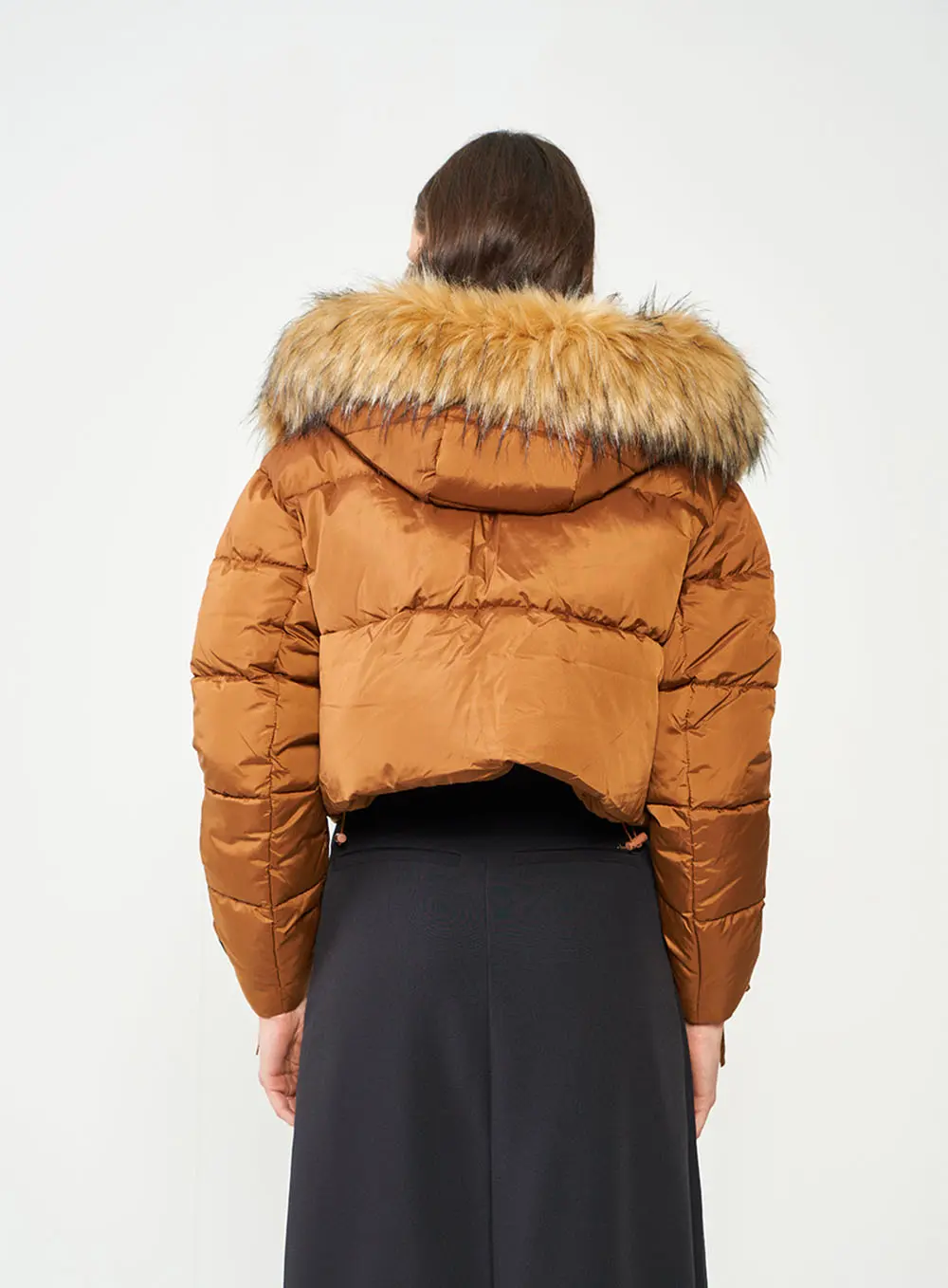 Jaqueta Loose Com Capuz Marrom Delle