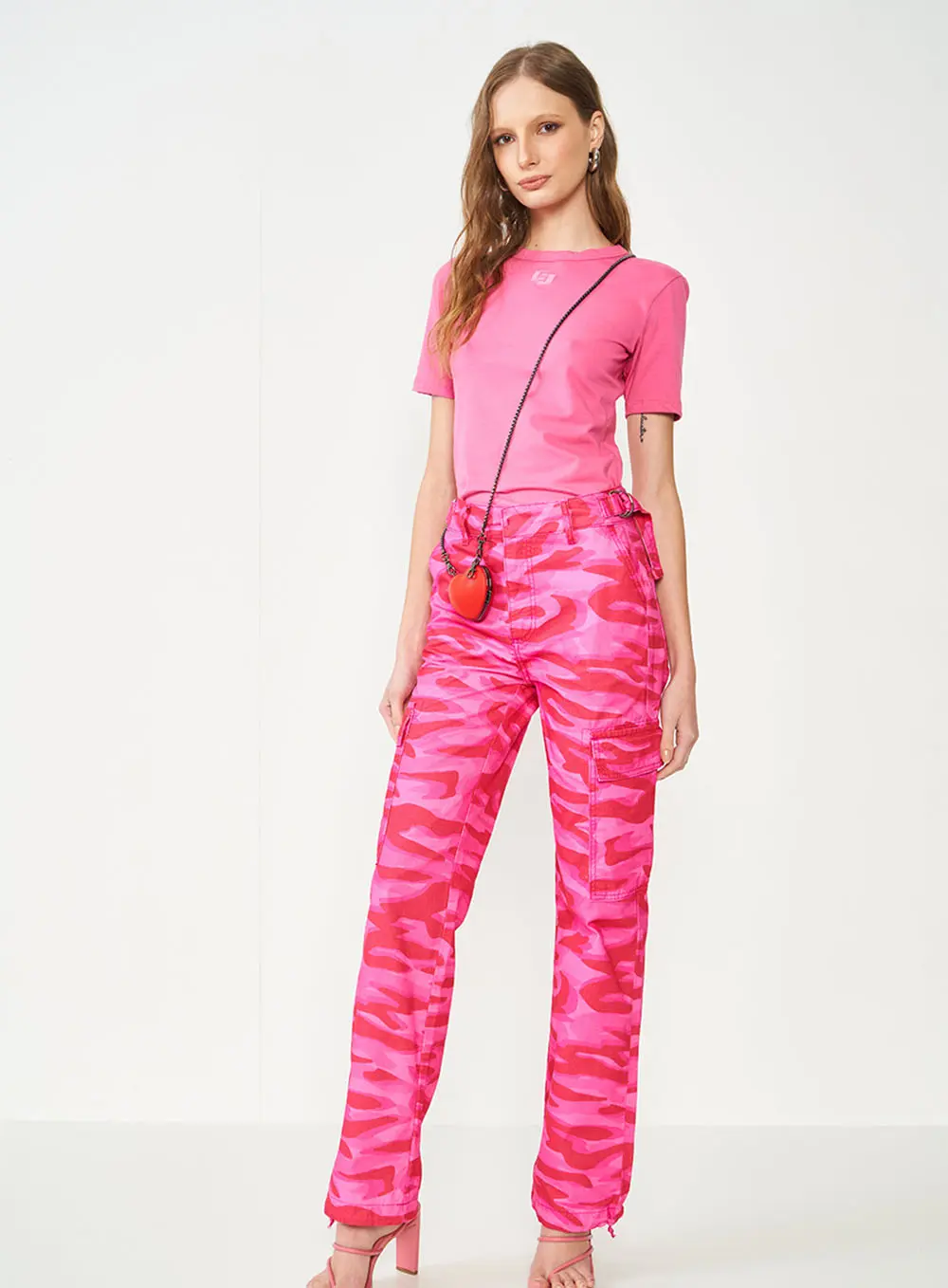 Camiseta Slim Rosa Duplo C Rosa Hiller