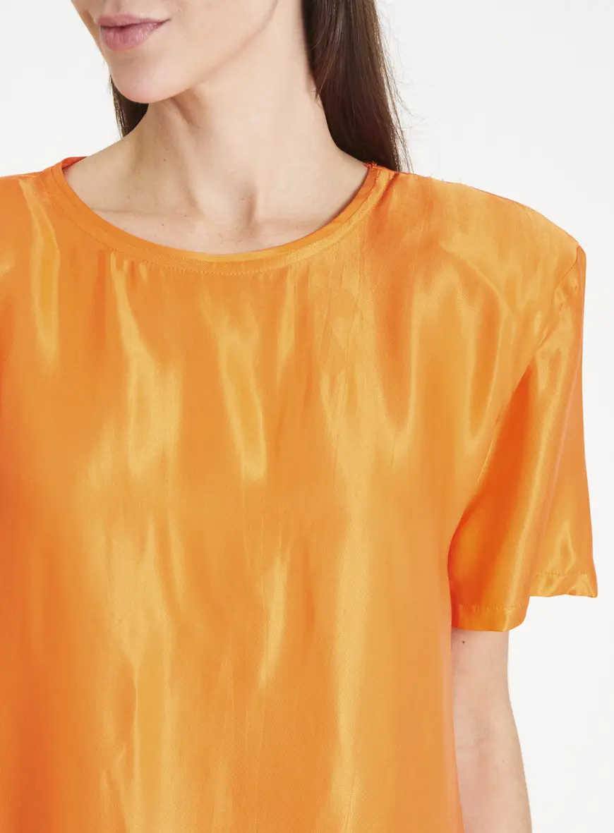 Camiseta Acetinado Forum Laranja Caprese