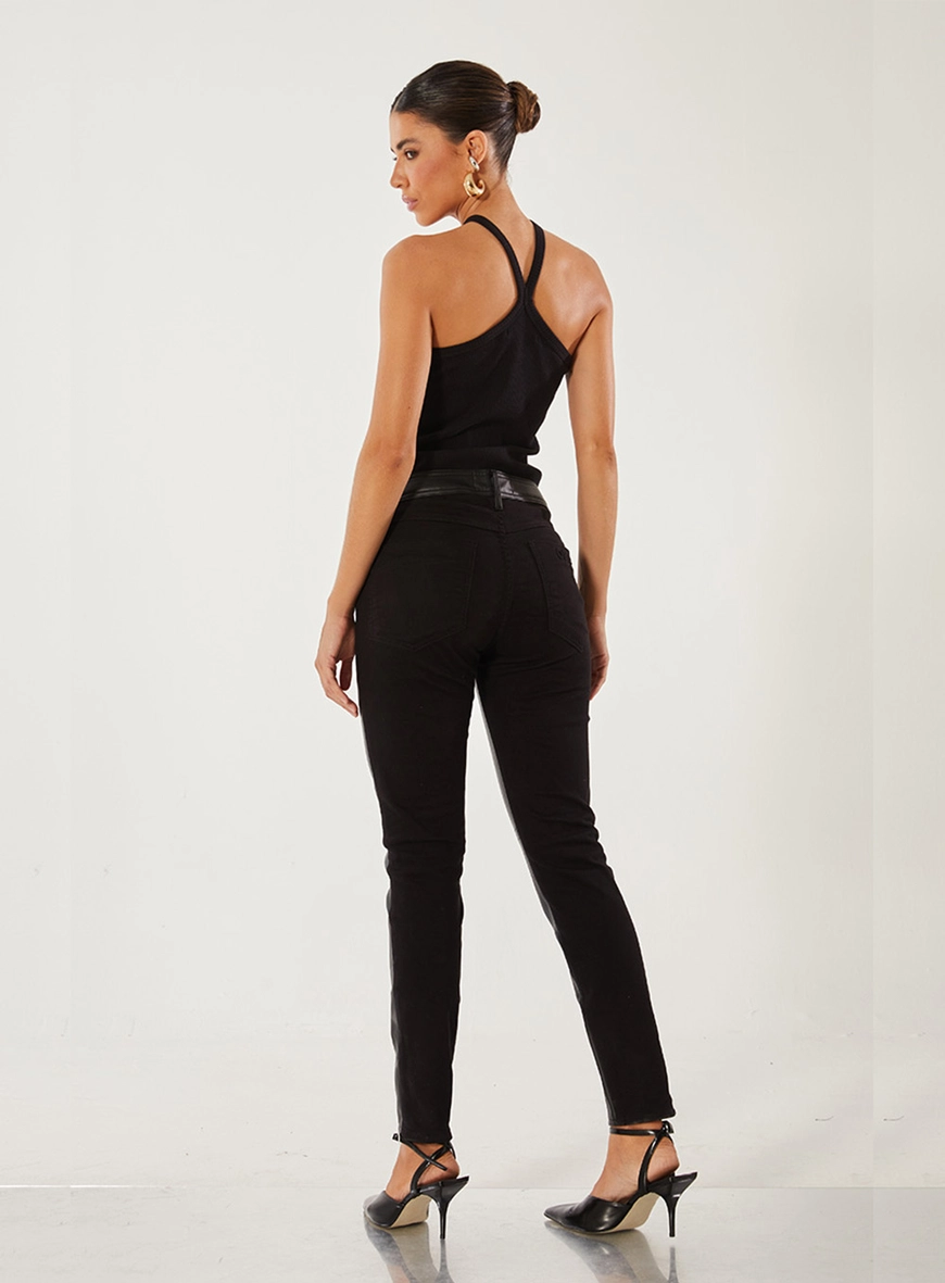Calça Slim Em Couro Fake Preto 2