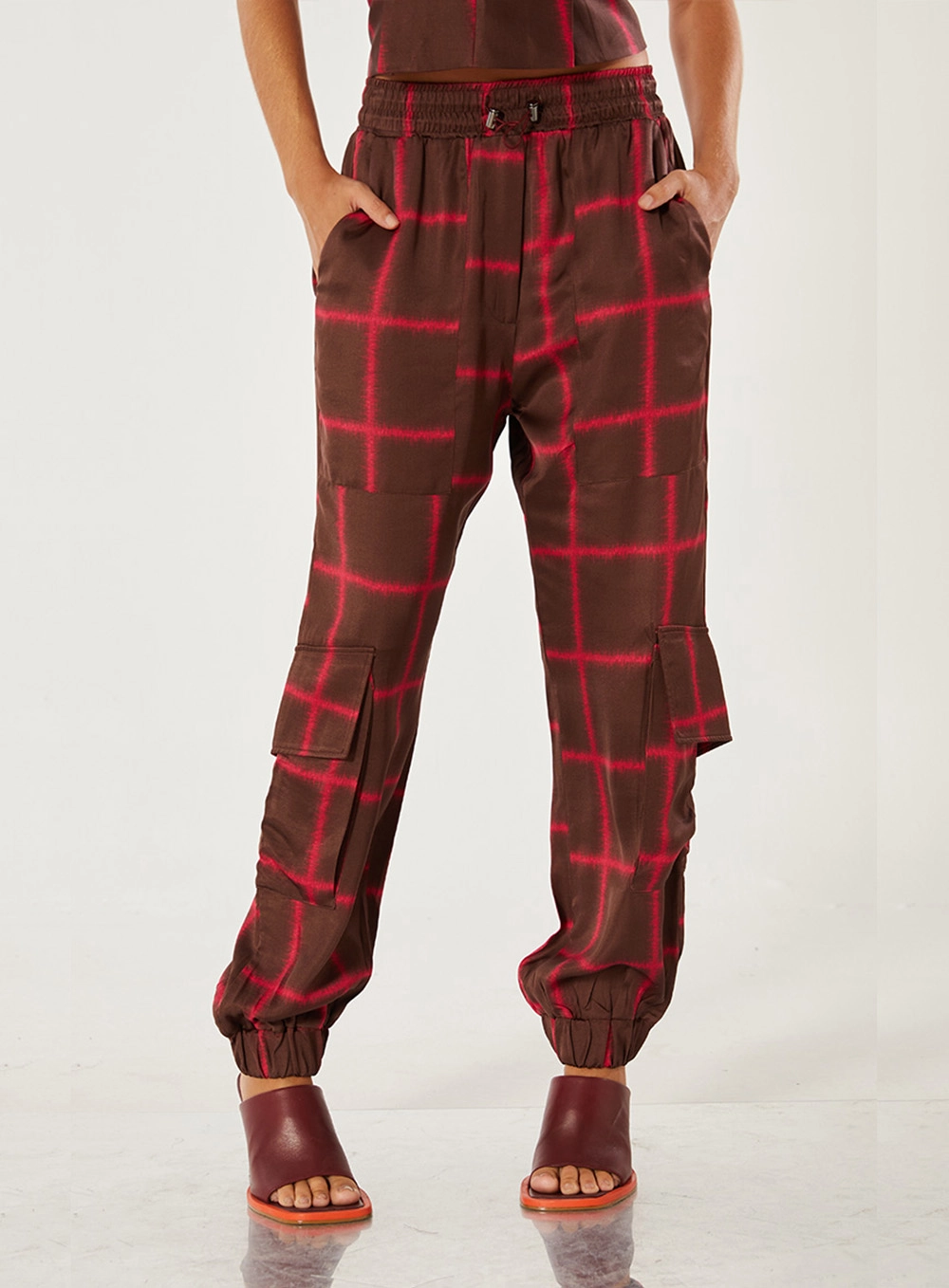 Calça Cargo Com Elástico Estampado 3
