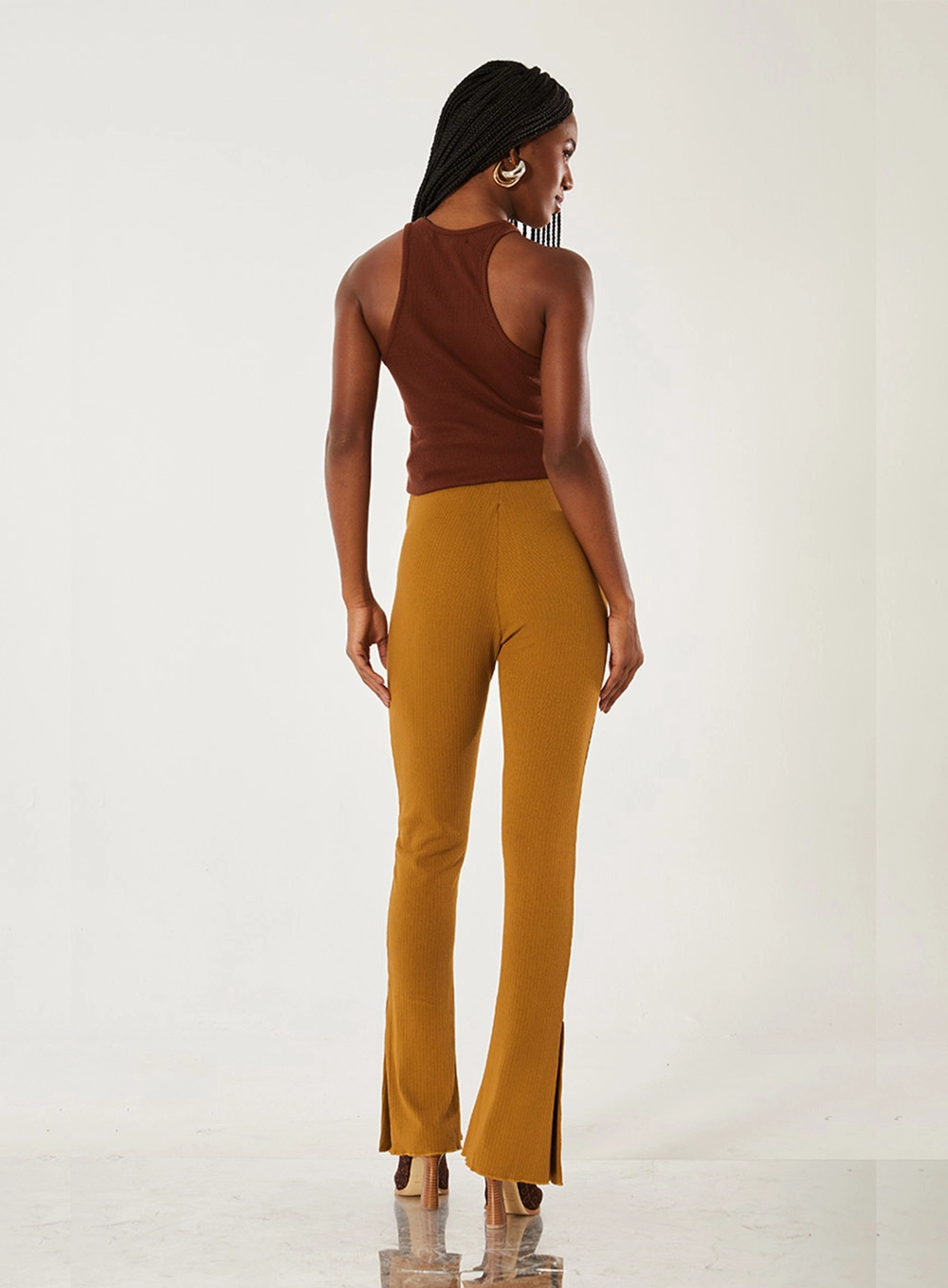 Calça Flare Em Linho Marrom 2