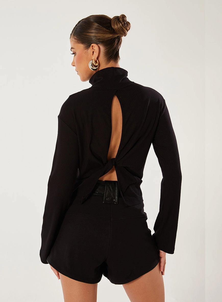 Short Com Zíper Couro Fake Preto 2