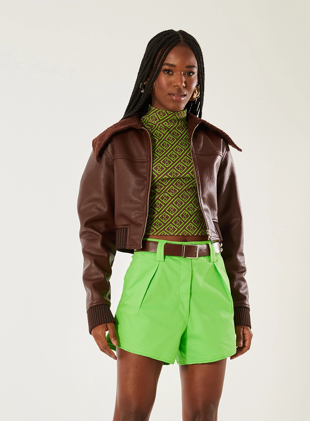 Short Alfaiataria Com Cinto Verde 1
