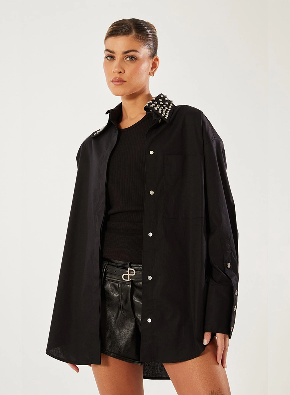 Camisa Com Bordado Manual Preto 1