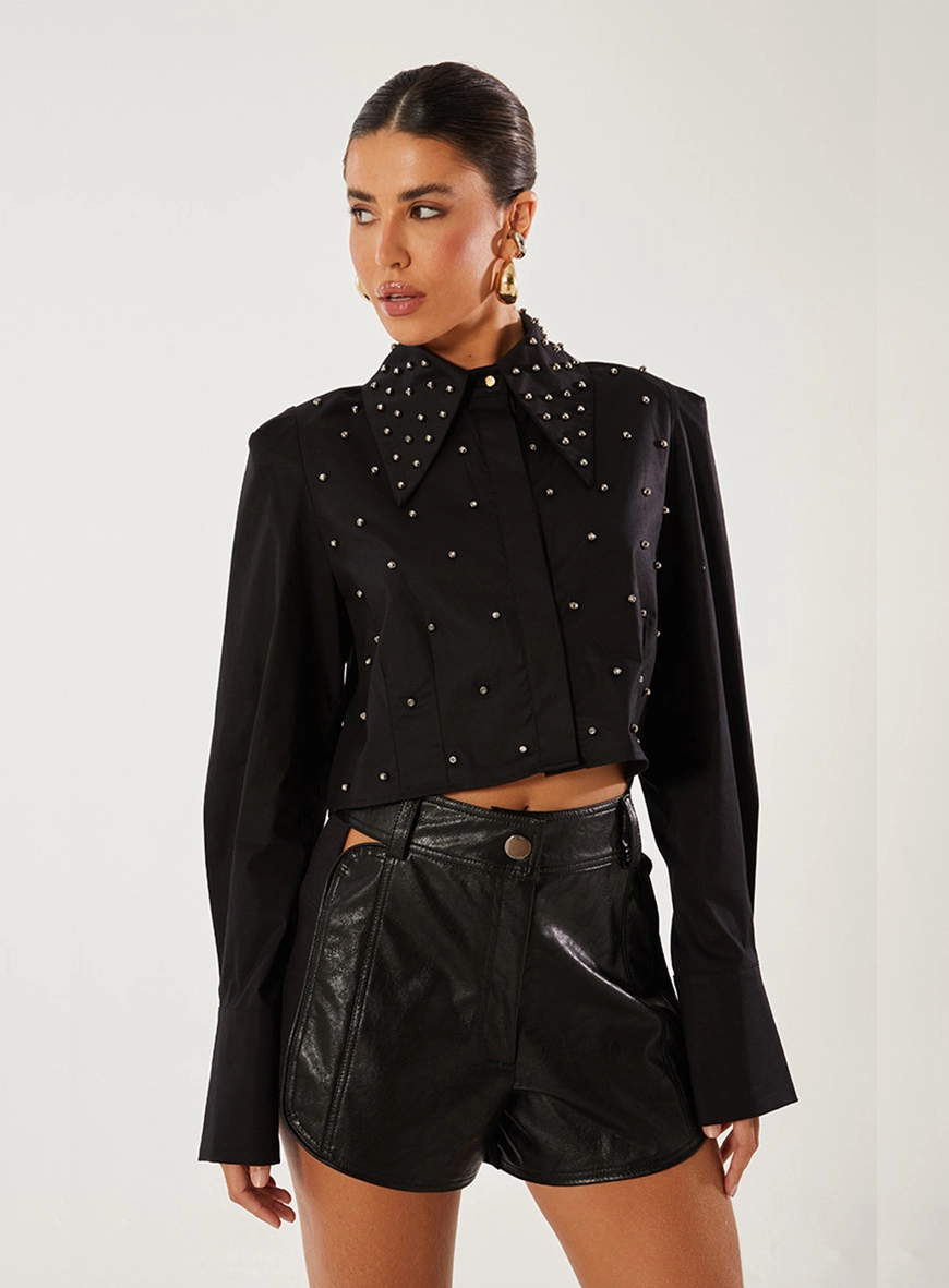 Camisa Gola Dupla Com Bordado Manual Preto 1