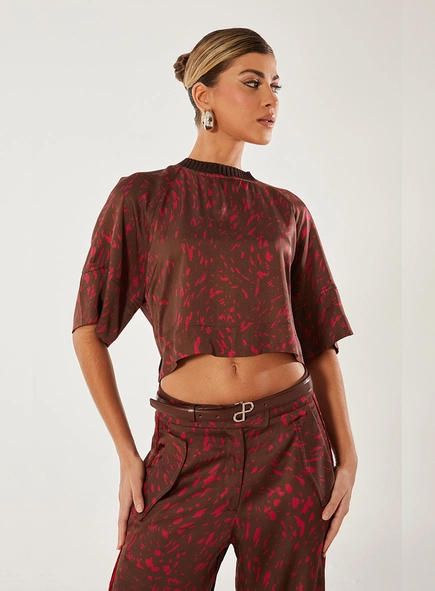 Camiseta Curta Ampla