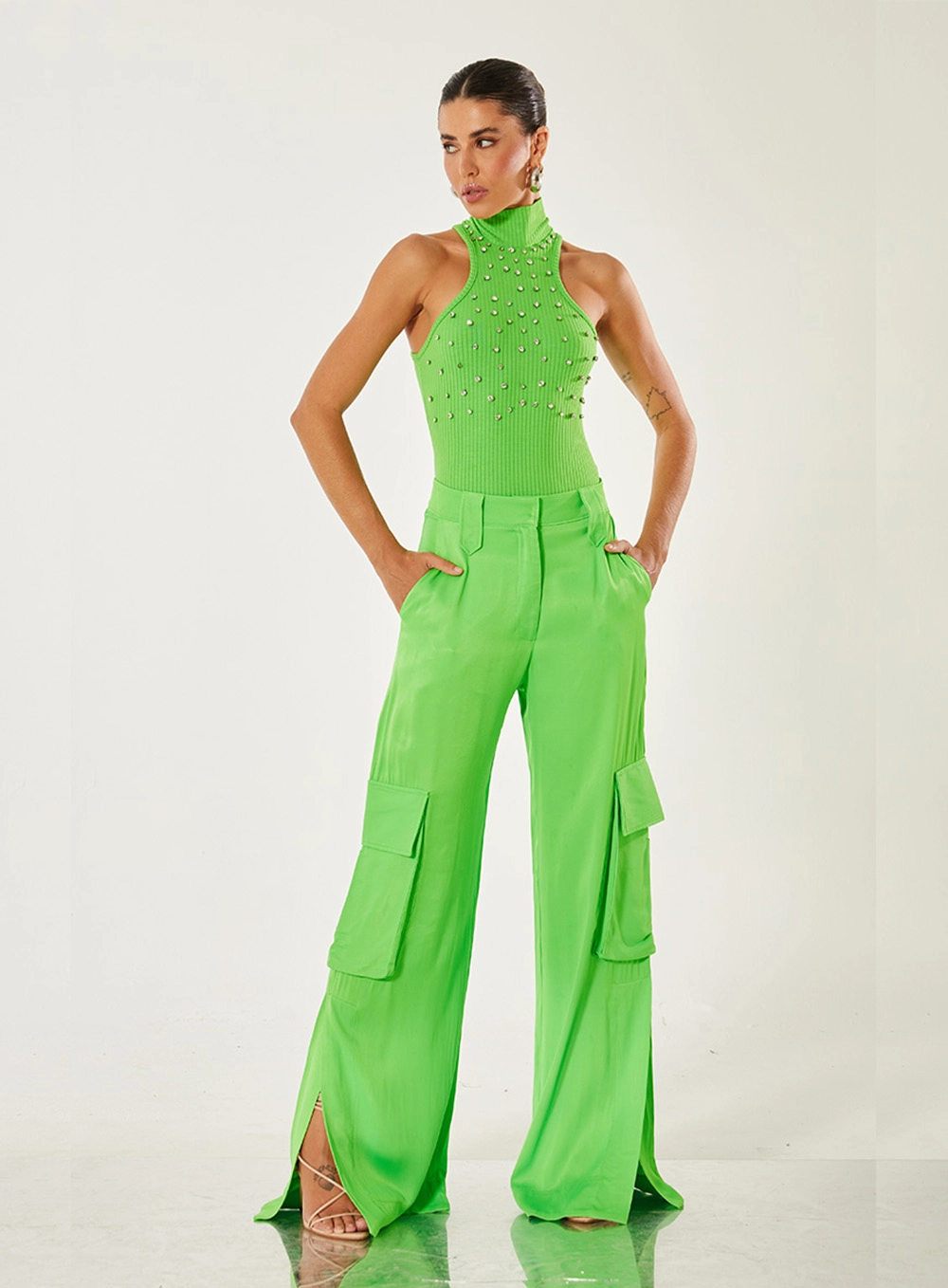 Body Canelado Com Bordado Manual Verde 4