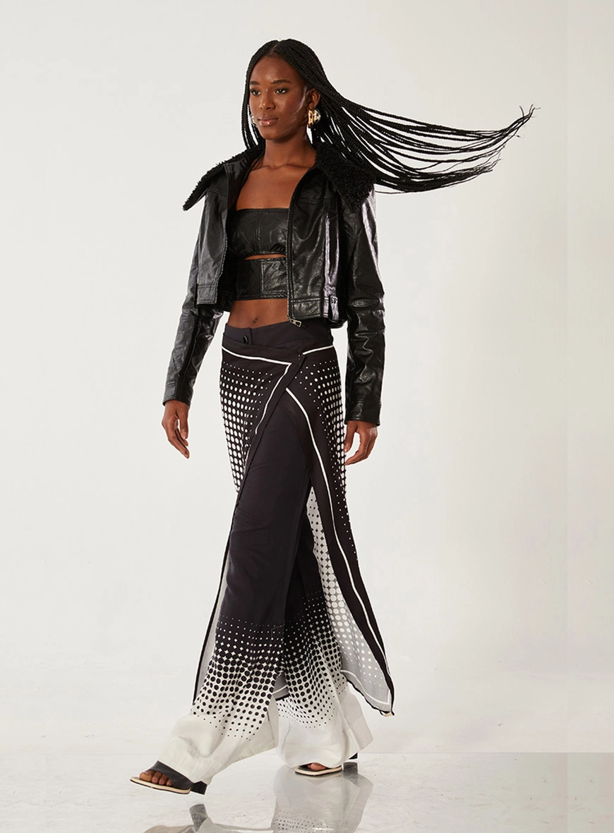 Top Sem Alças Cut Out Preto 3