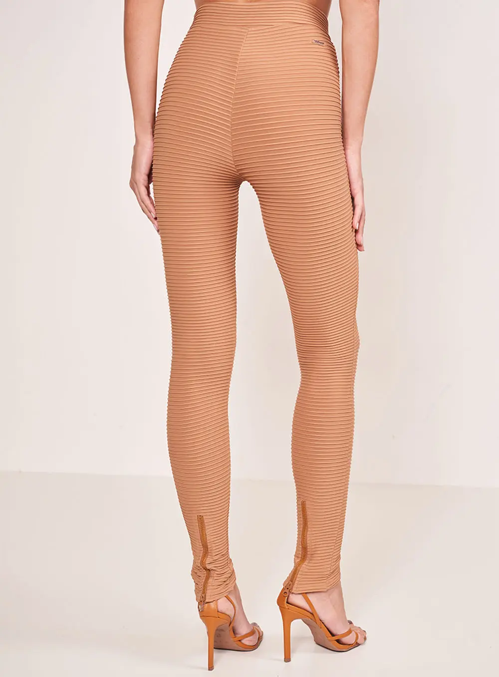 Calça Legging Com Textura Marrom Delle