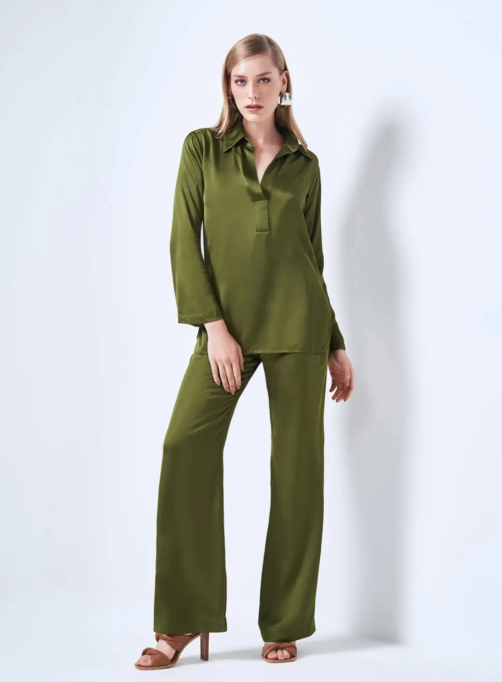 Calça Comfort Cintura Alta Verde Livas