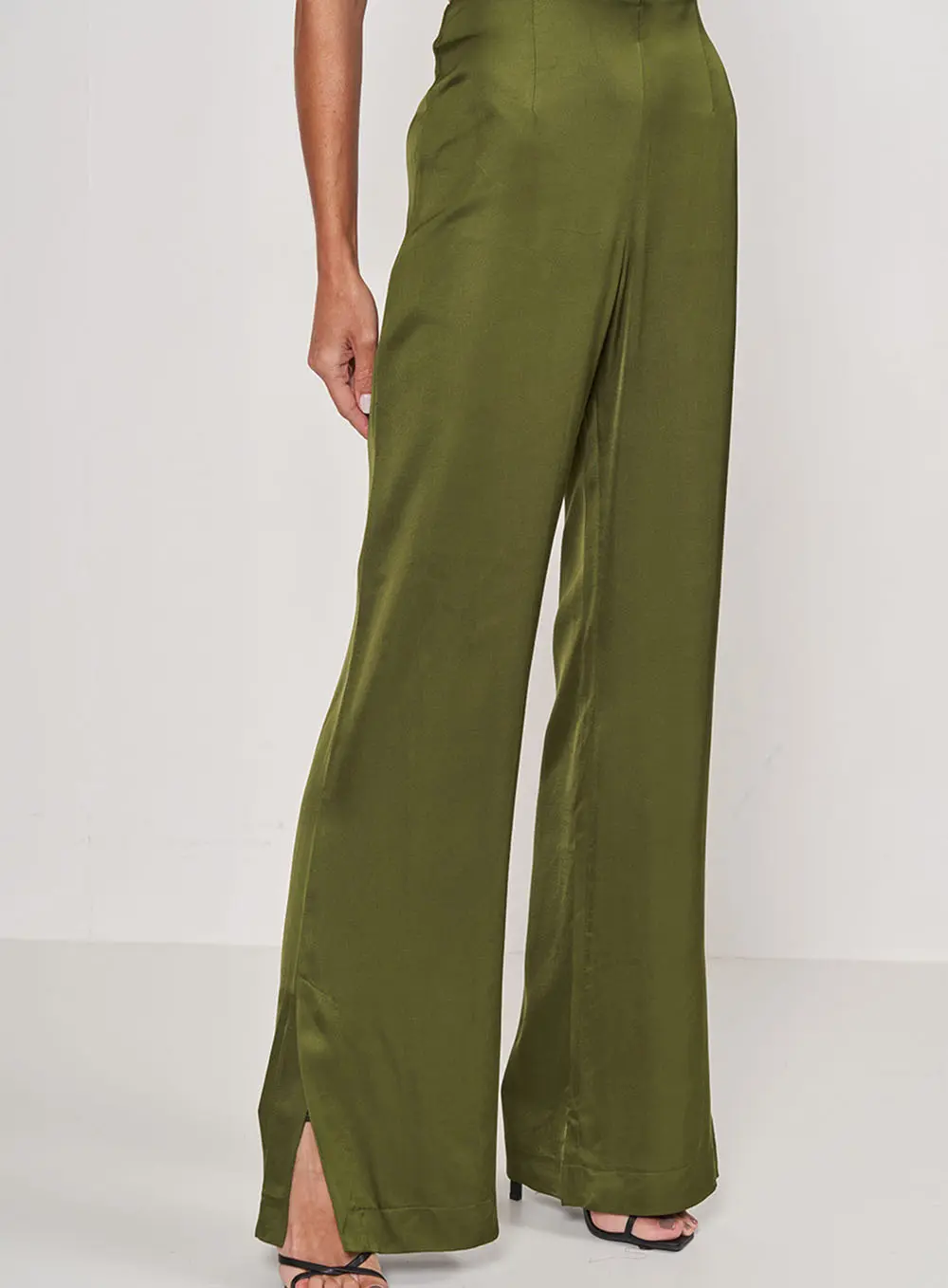 Calça Comfort Cintura Alta Verde Livas