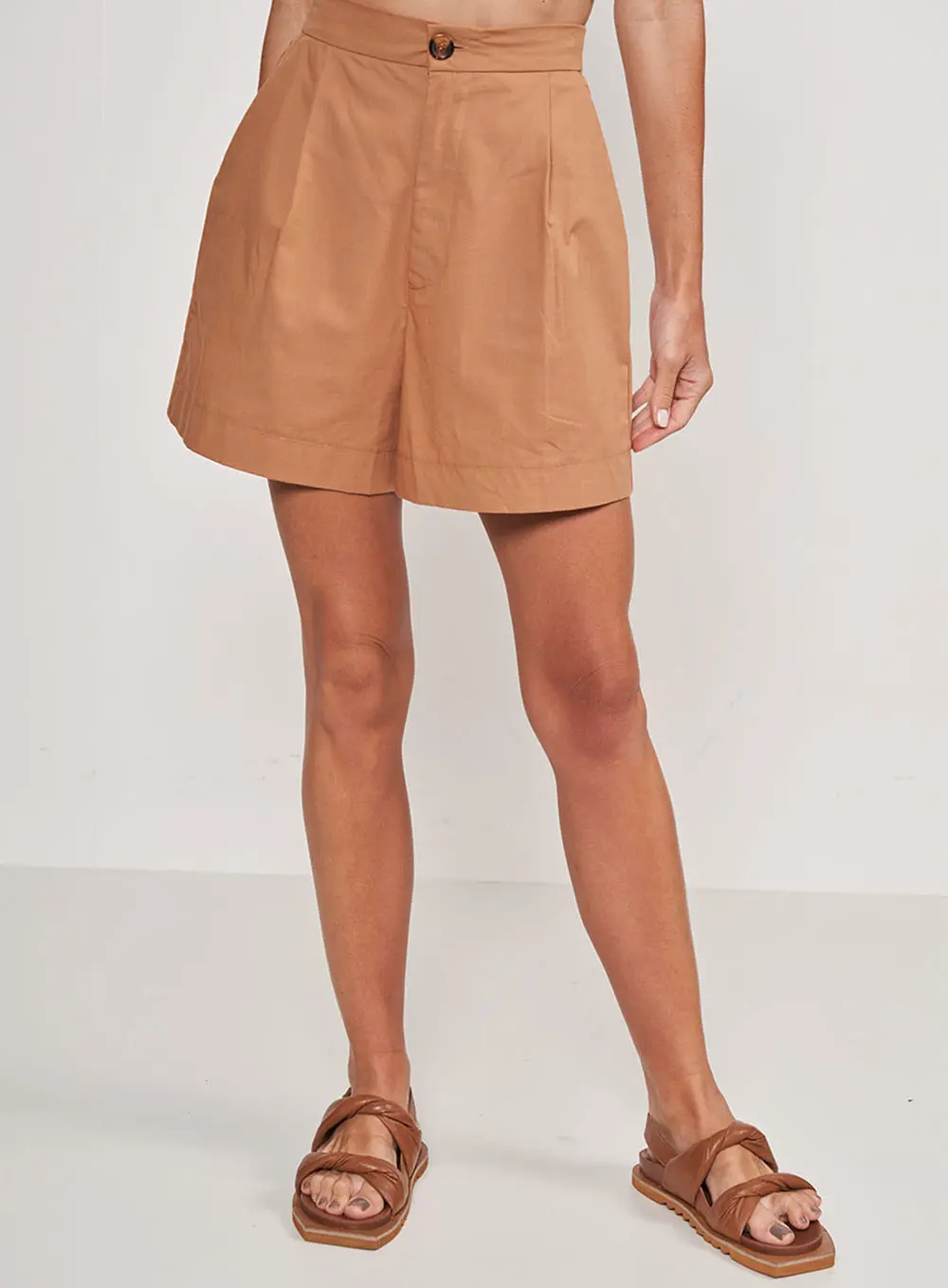 Short Joana Alfaiataria Marrom Delle